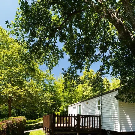 Kemp Camping De Mosqueros Salies-de-Béarn