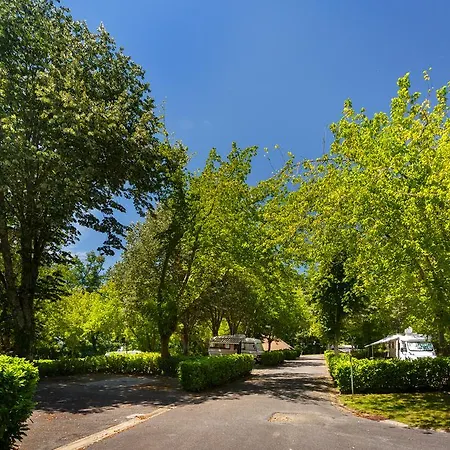 Camping De Mosqueros Kemp Salies-de-Béarn